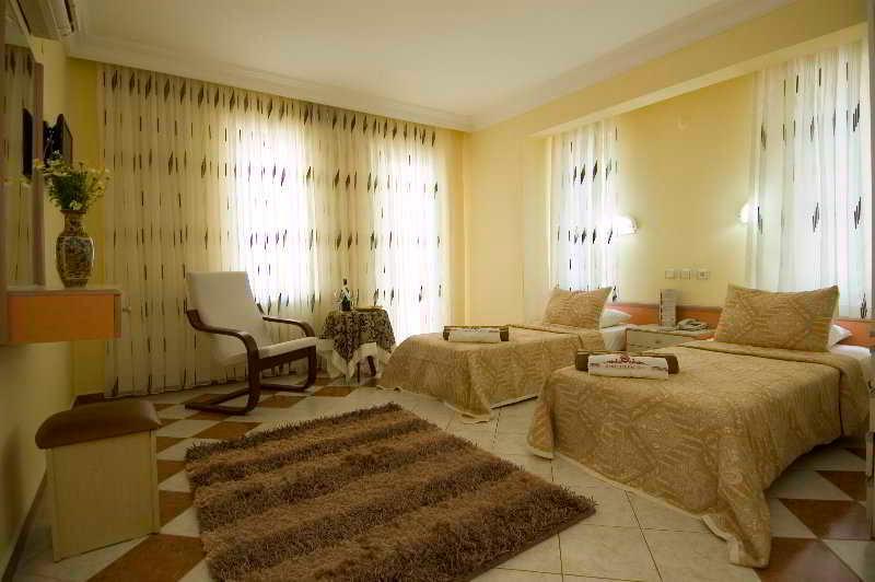 Sevi Classic Hotel Фетие Екстериор снимка