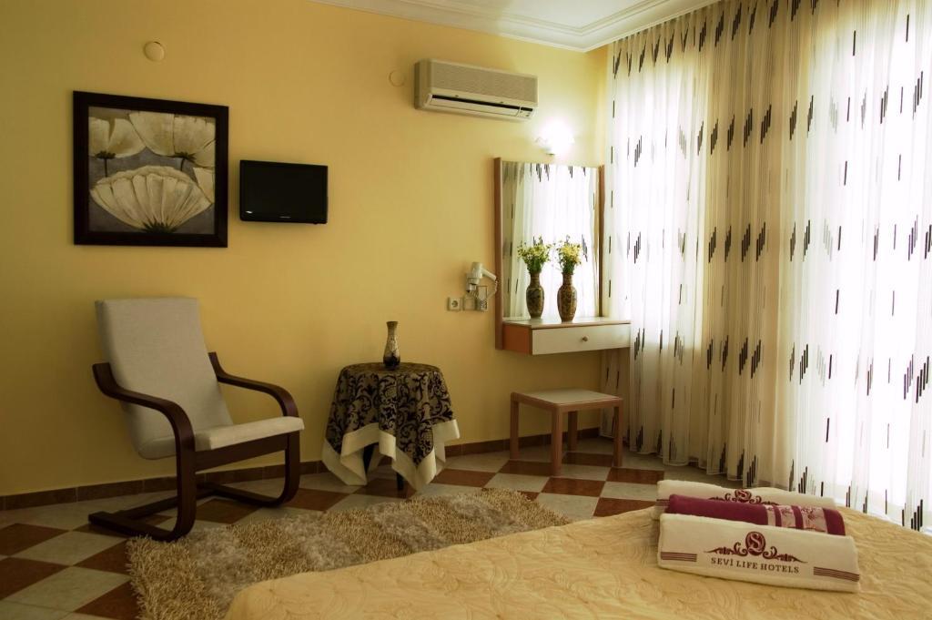 Sevi Classic Hotel Фетие Стая снимка