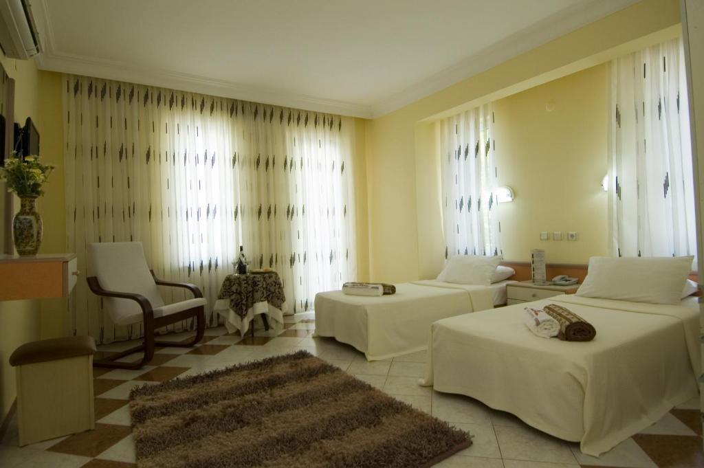 Sevi Classic Hotel Фетие Стая снимка