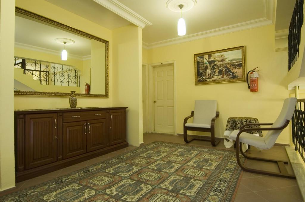 Sevi Classic Hotel Фетие Интериор снимка